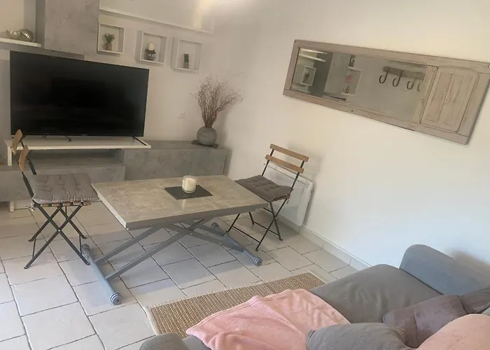 Charmante Maison Avec Piscine